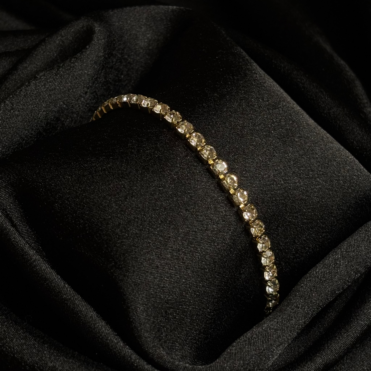 Mereia Diamond 18K Bracelet