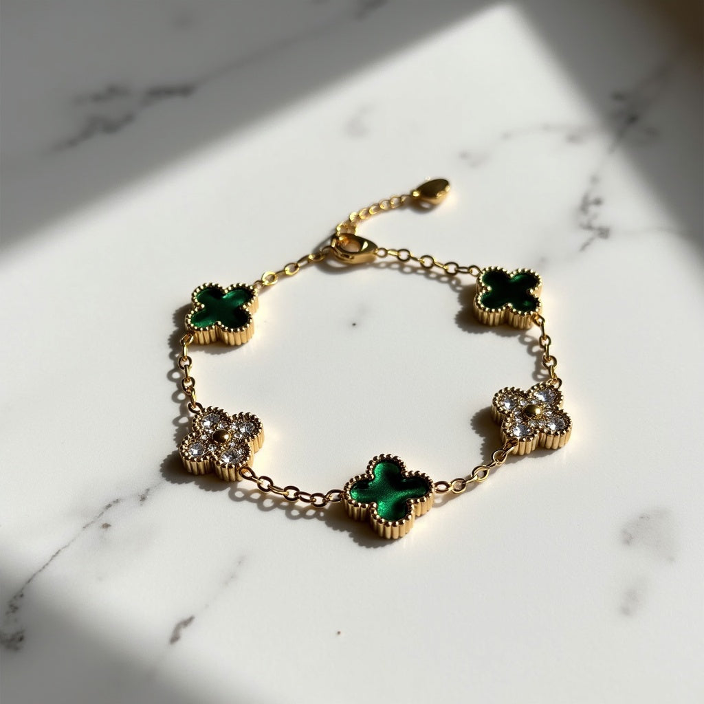 Amira Klaver 18K Armband